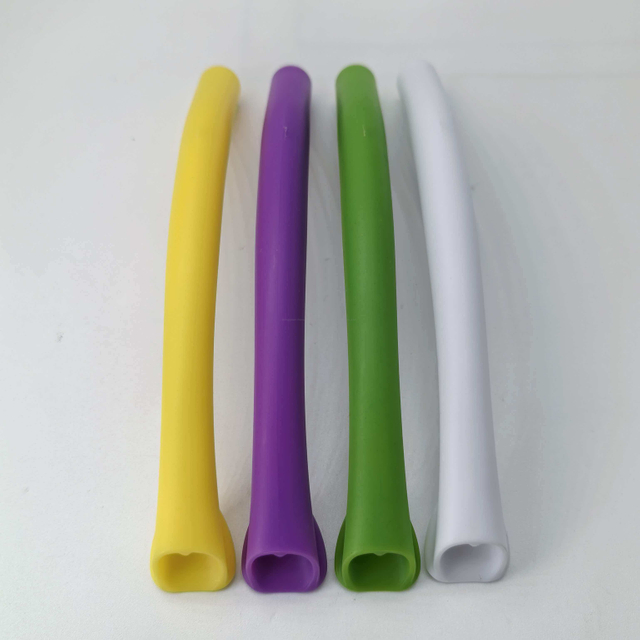 Ouwen OEM ODM pointe d'aspiration dentaire médicale personnalisée pointe d'évacuation dentaire en bec de canard