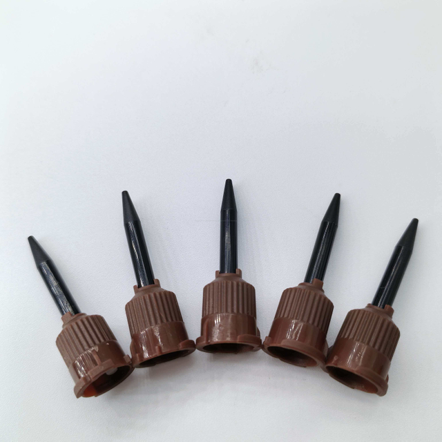 Fourniture dentaire jetable professionnelle pour la restauration de l'irrigation orale et le convoyeur dentaire à usage cosmétique