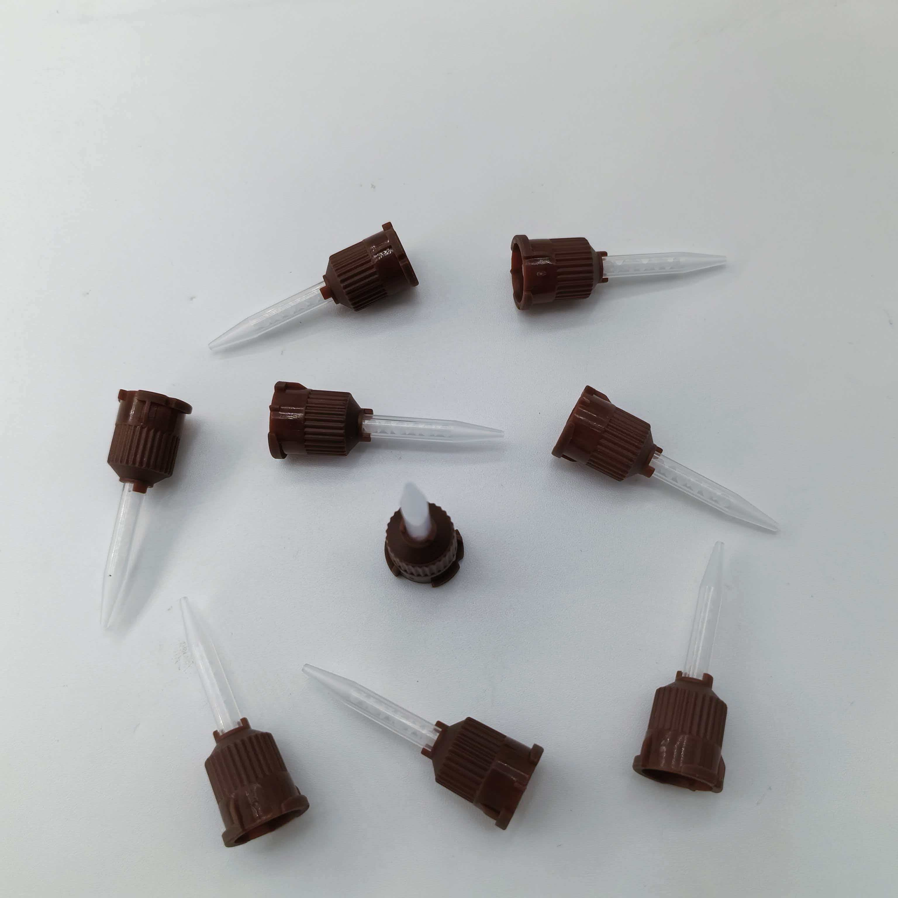 Haute compatibilité pour toutes les procédures dentaires Livraison efficace de fluides et de matériaux Convoyeur dentaire