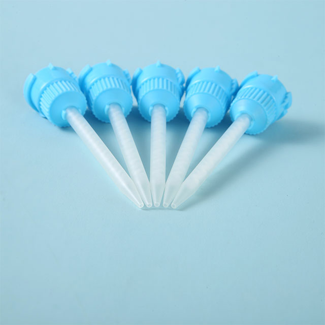 Conseils de mélange flexible en plastique en dentisterie